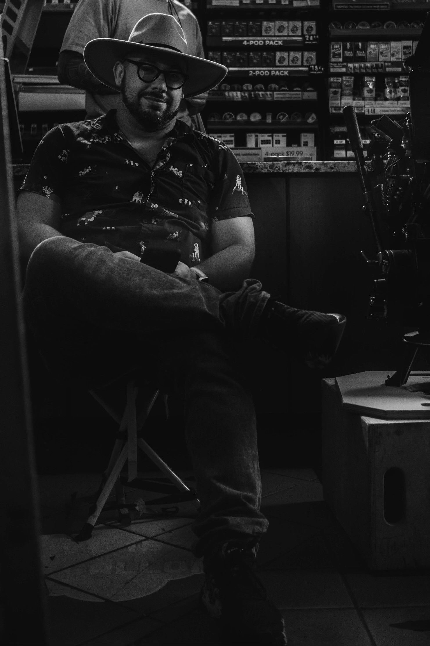 Фото  (Adam Chapman)