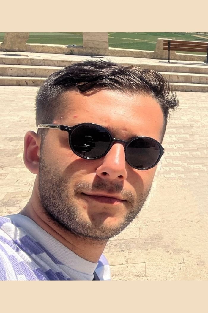 Фото  (Gökdeniz Kubilayoğlu)