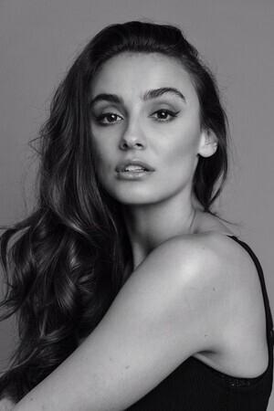 Фото  (Charlotte Wildrianne)