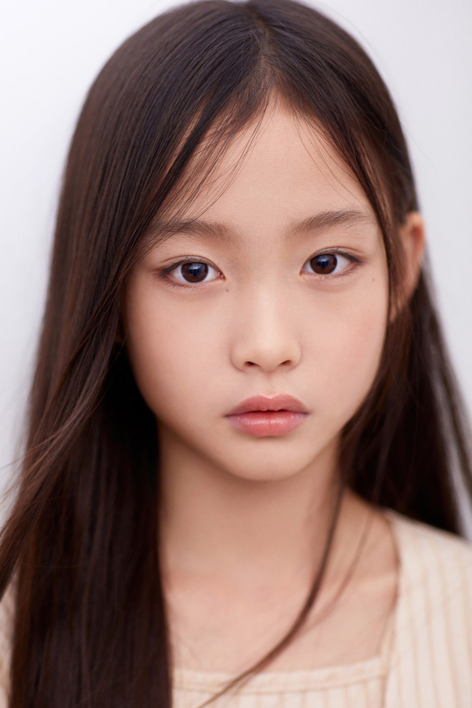 Фото  (Kang Hye-rin)