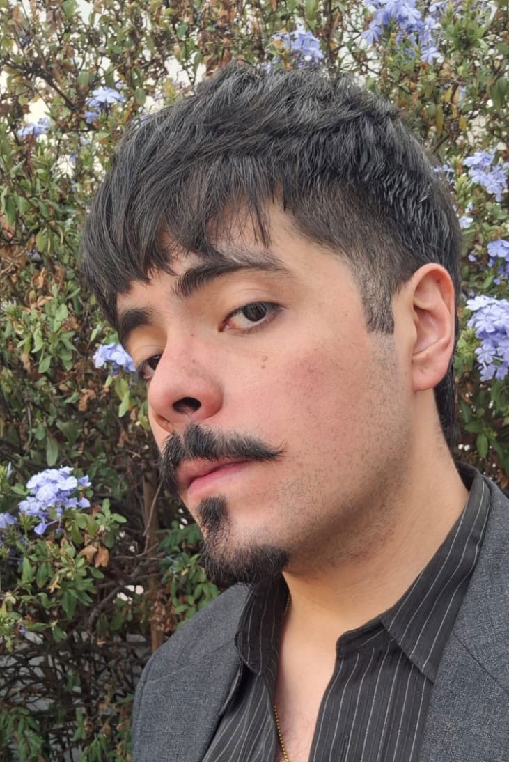 Фото  (Damian Guchi)