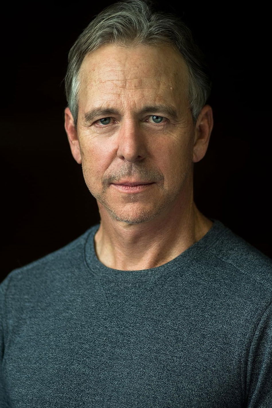 Фото  (Robert Traveiler)