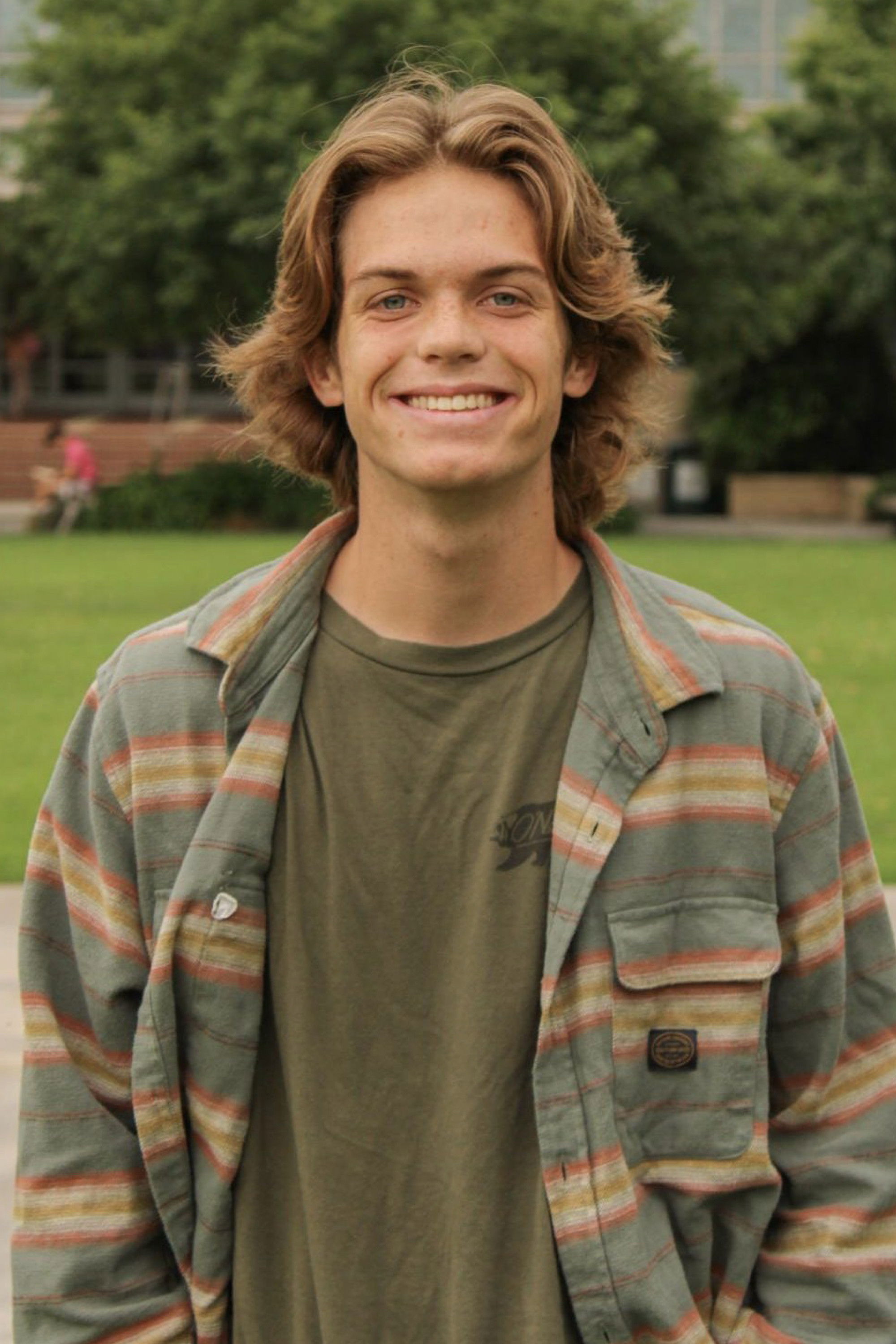 Фото  (Logan Peters)