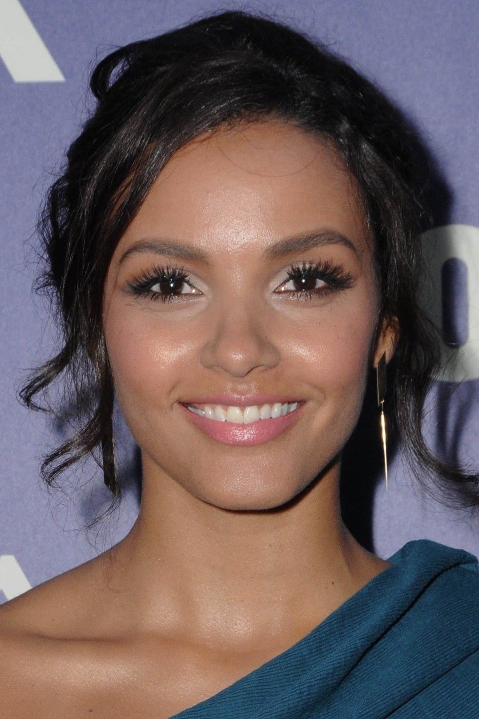 Фото Джессіка Лукас (Jessica Lucas)