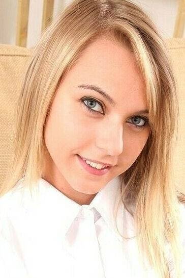 Фото  (Chloey Toy)