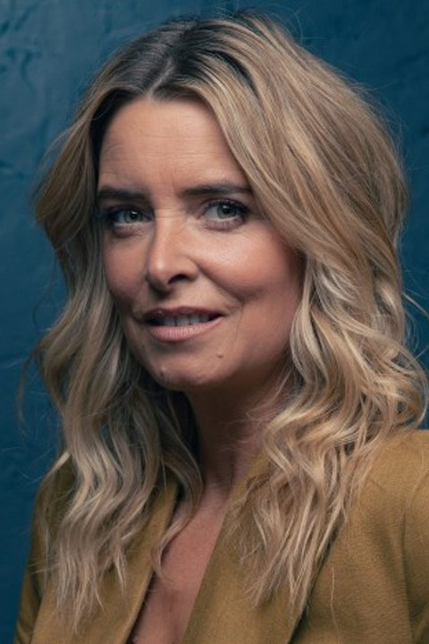 Фото  (Emma Atkins)