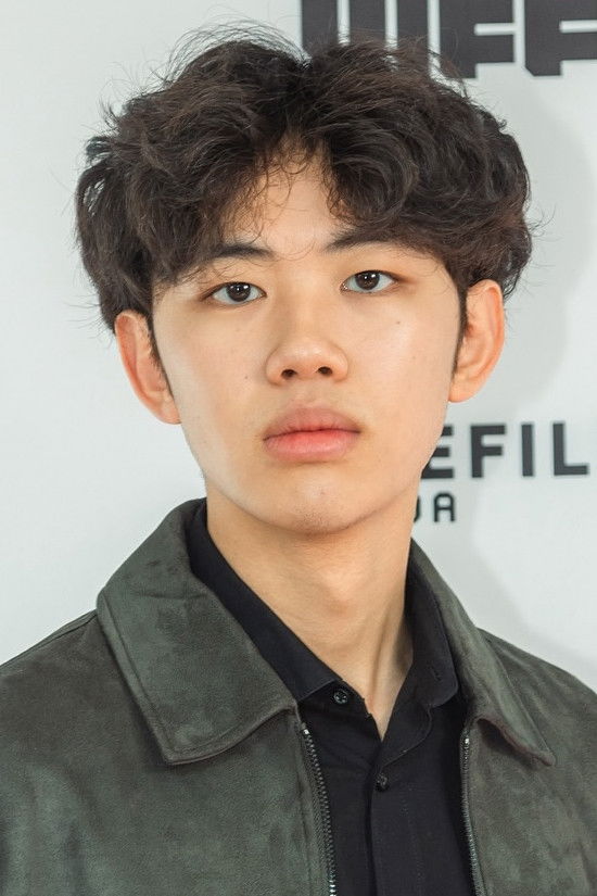 Фото  (Jaden Kwan)