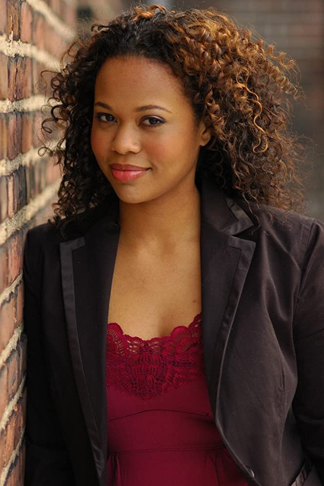 Фото  (Jamila Webb)