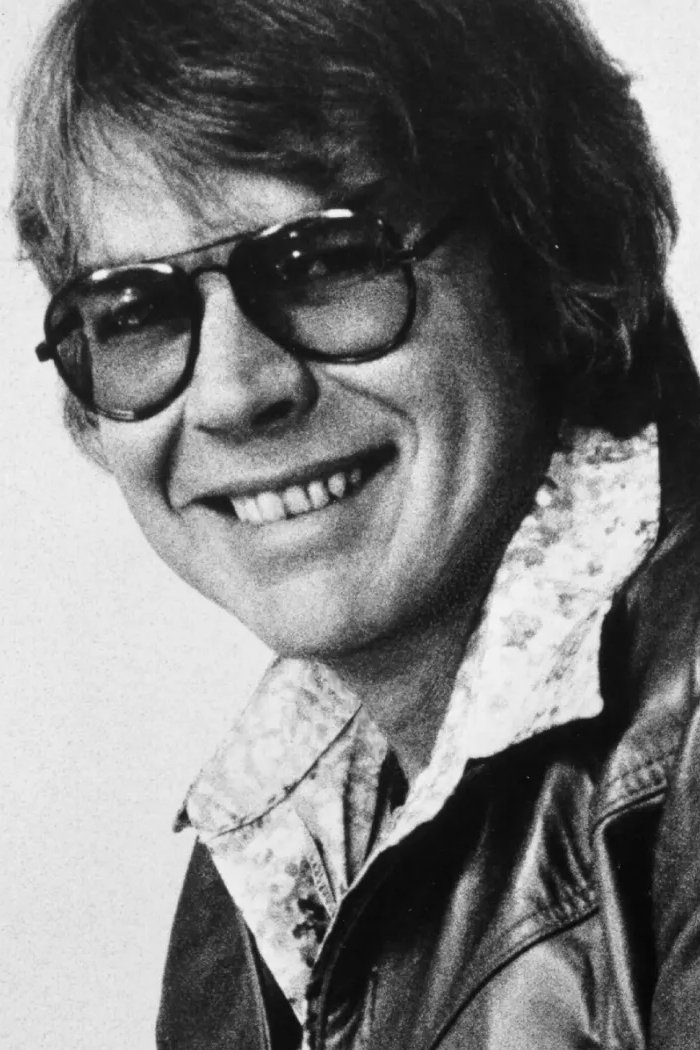 Фото  (C.W. McCall)