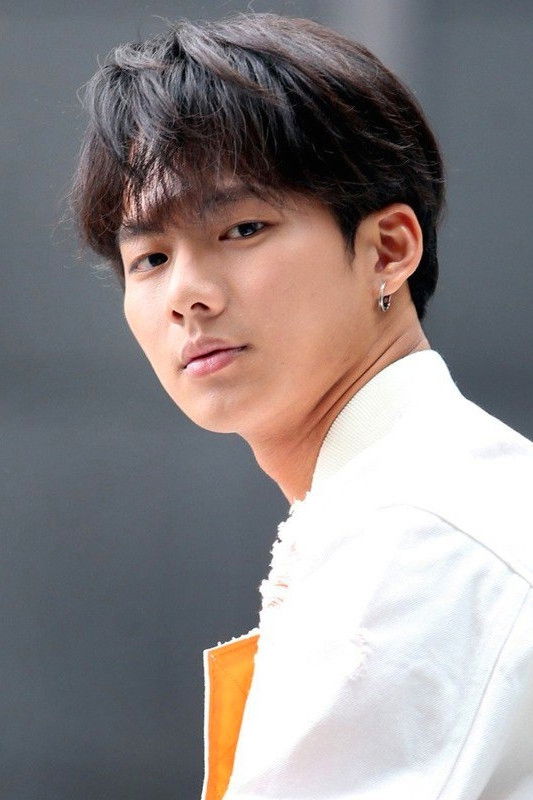 Фото  (Wu Nien-hsuan)