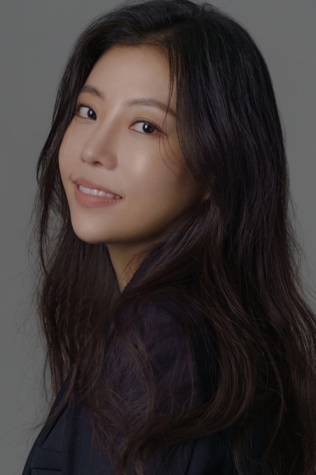 Фото  (Seo Ye-hwa)
