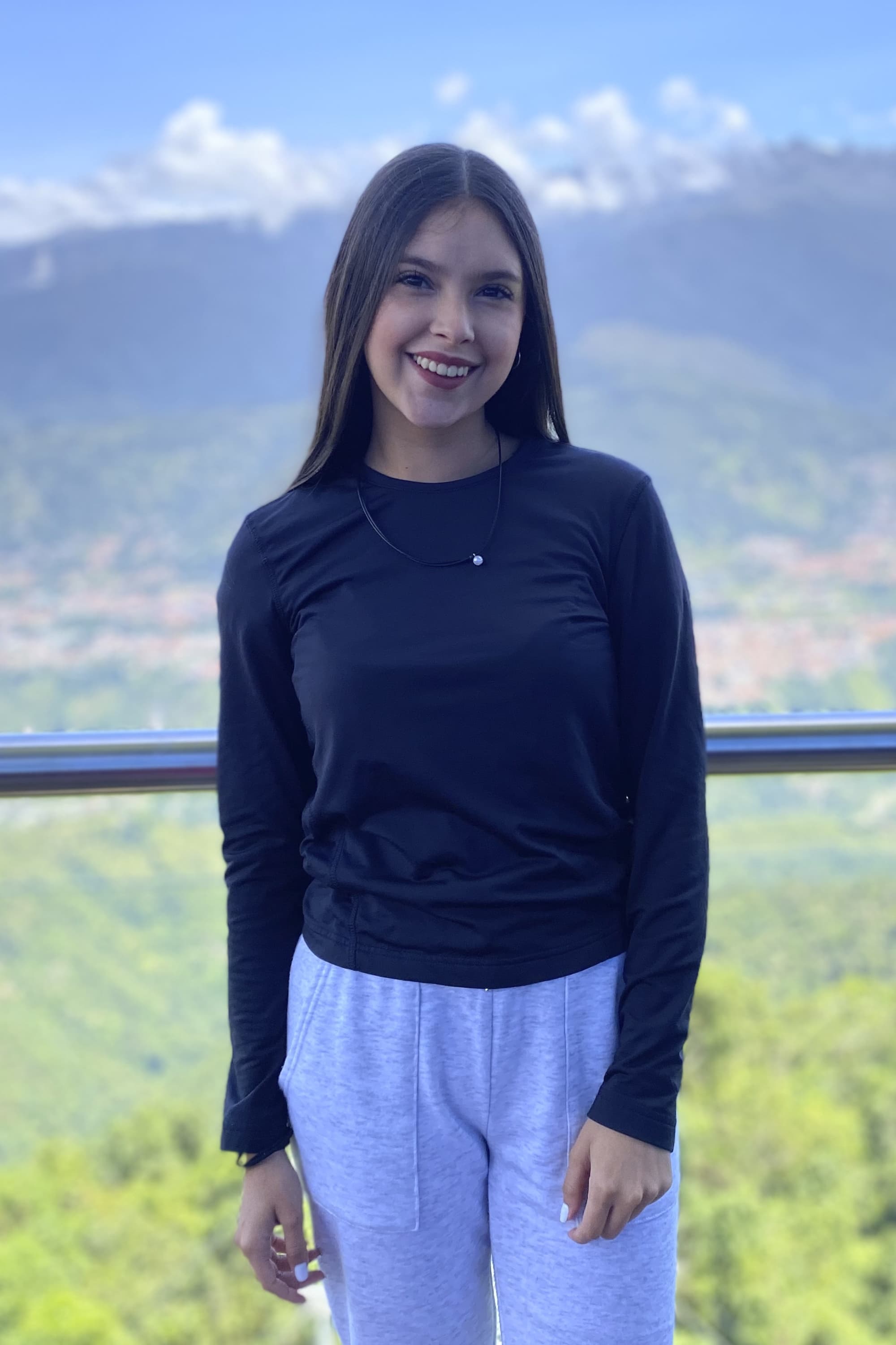 Фото  (Maira Adrianza)