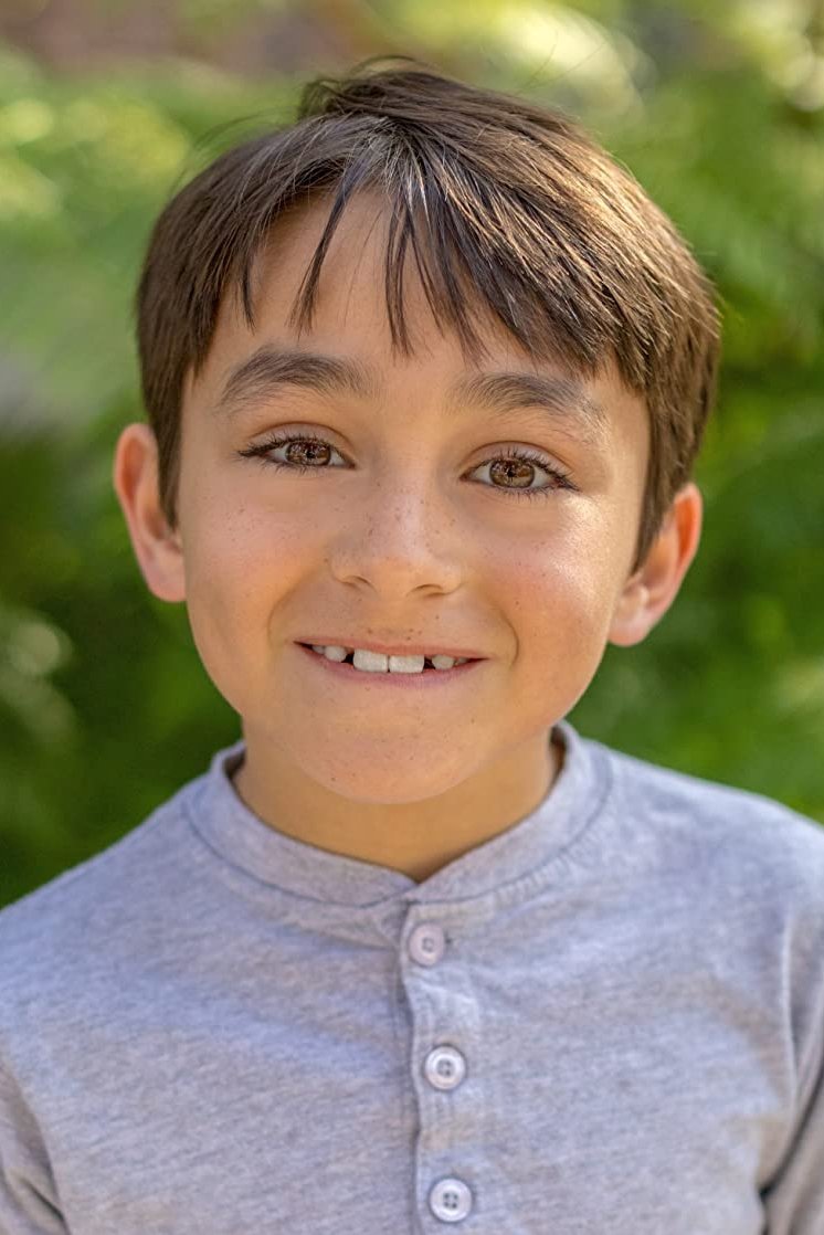 Фото  (Aaron Bradshaw)