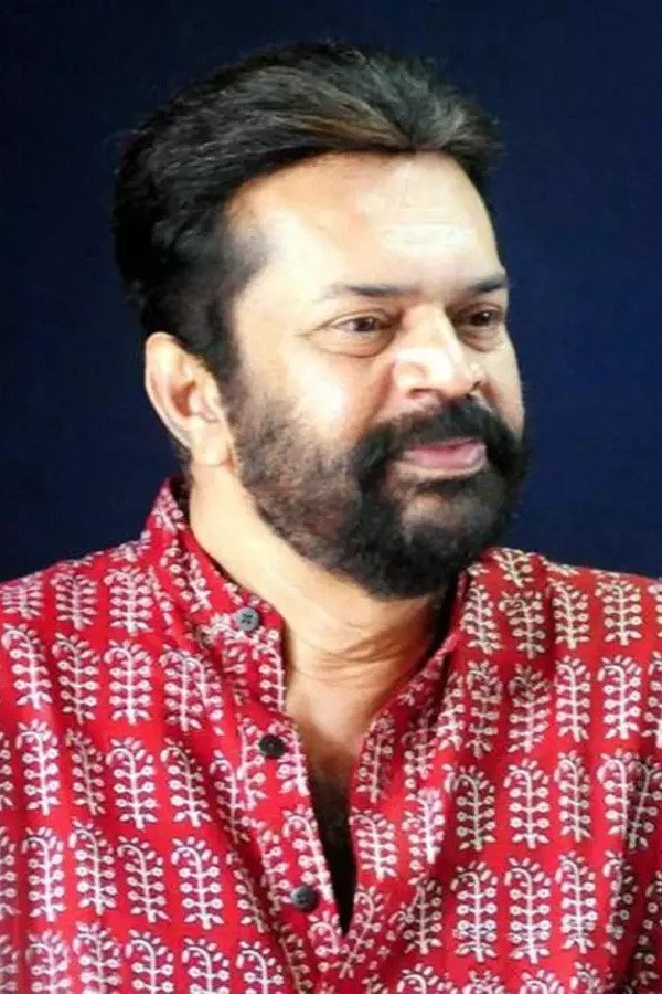 Фото  (Ravi Vallathol)