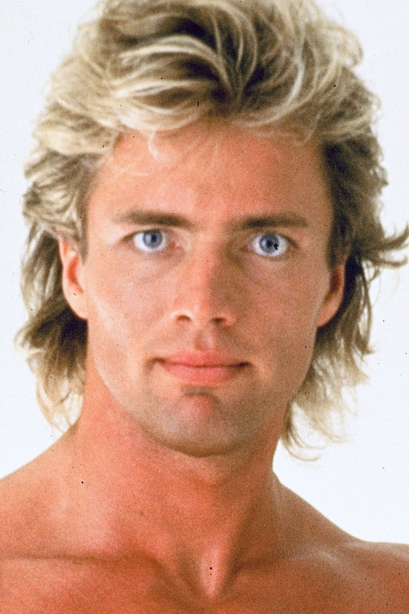 Фото  (Mark Pillow)