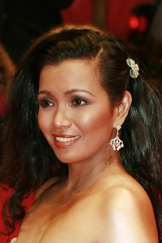 Фото Маріфе Нечесіто (Marife Necesito)