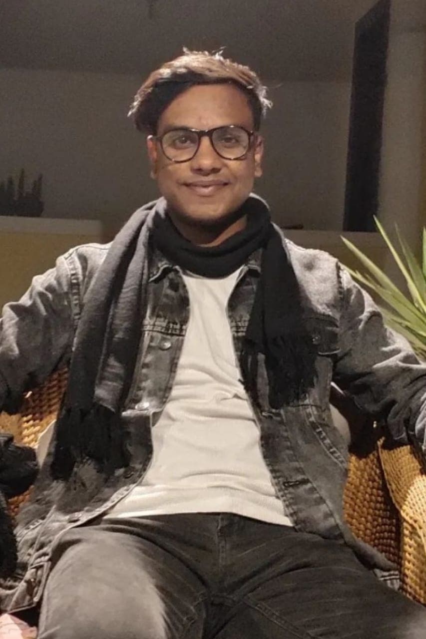 Фото  (Aayush Ray)