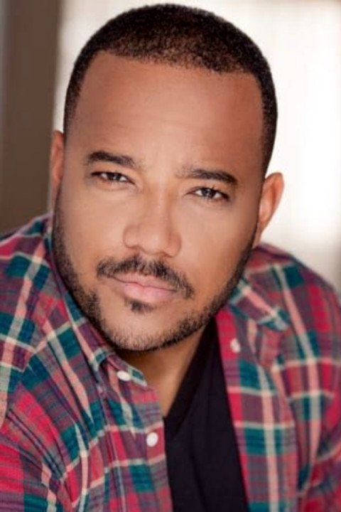 Фото  (Rhett Lindsey)