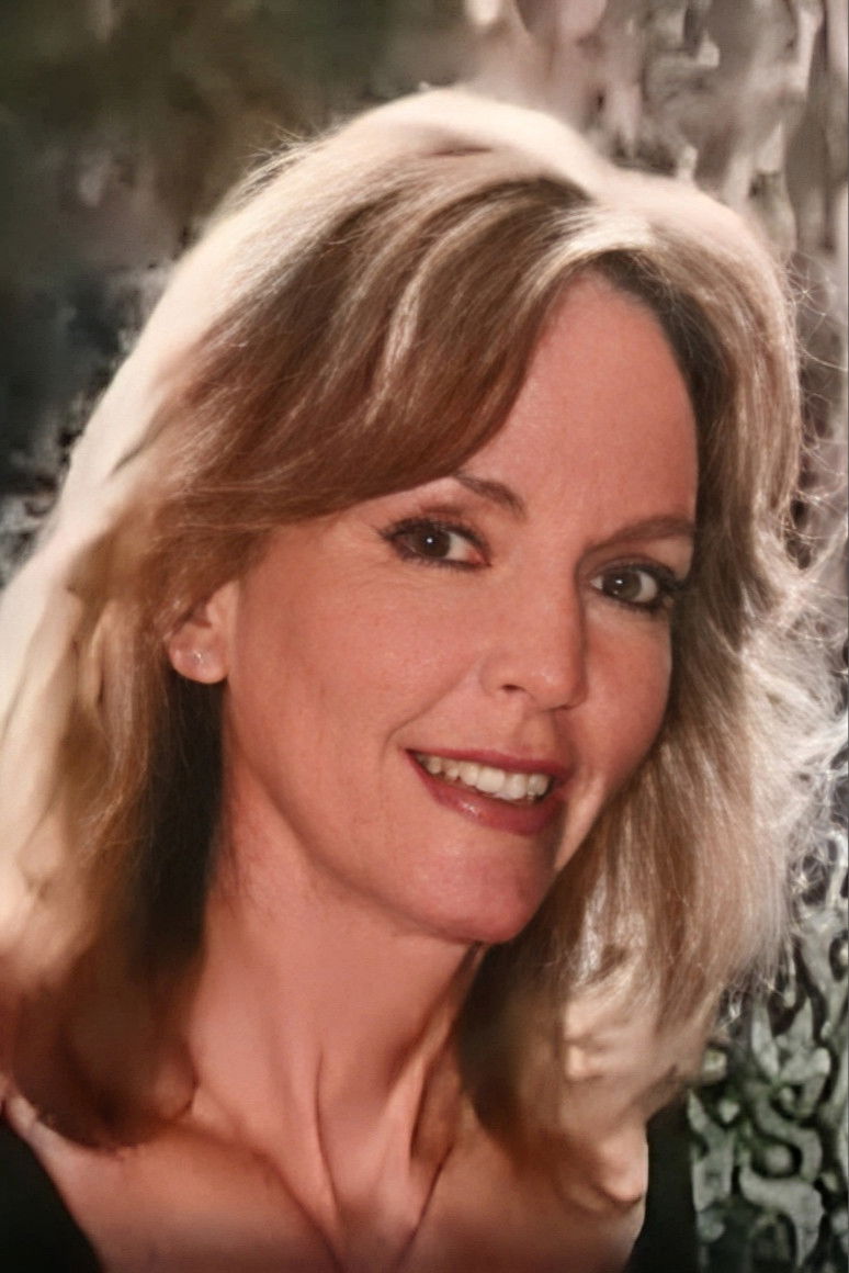 Фото  (Cynthia Coury Lagow)