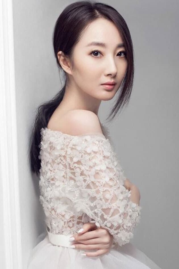 Фото  (Cheng Yuanyuan)