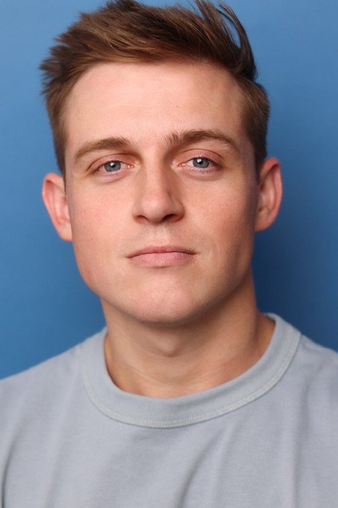 Фото  (Jake Bentley Young)