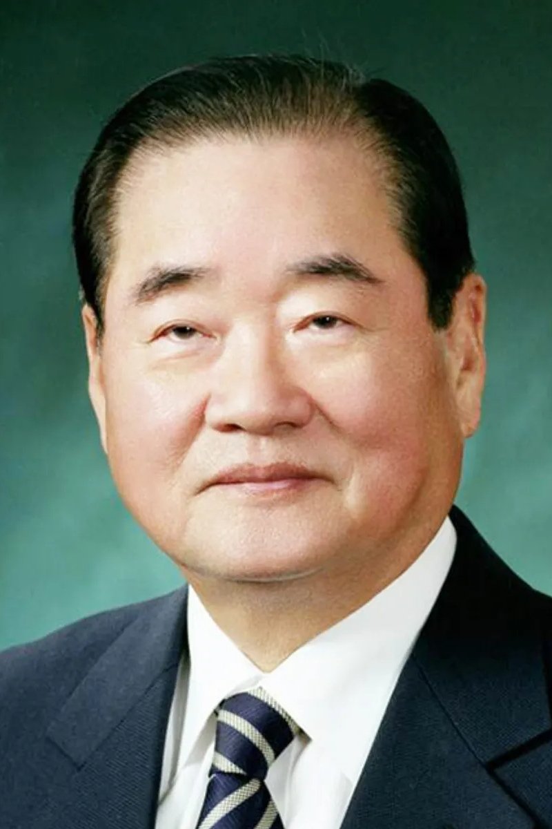 Фото  (Lee Jong-chan)