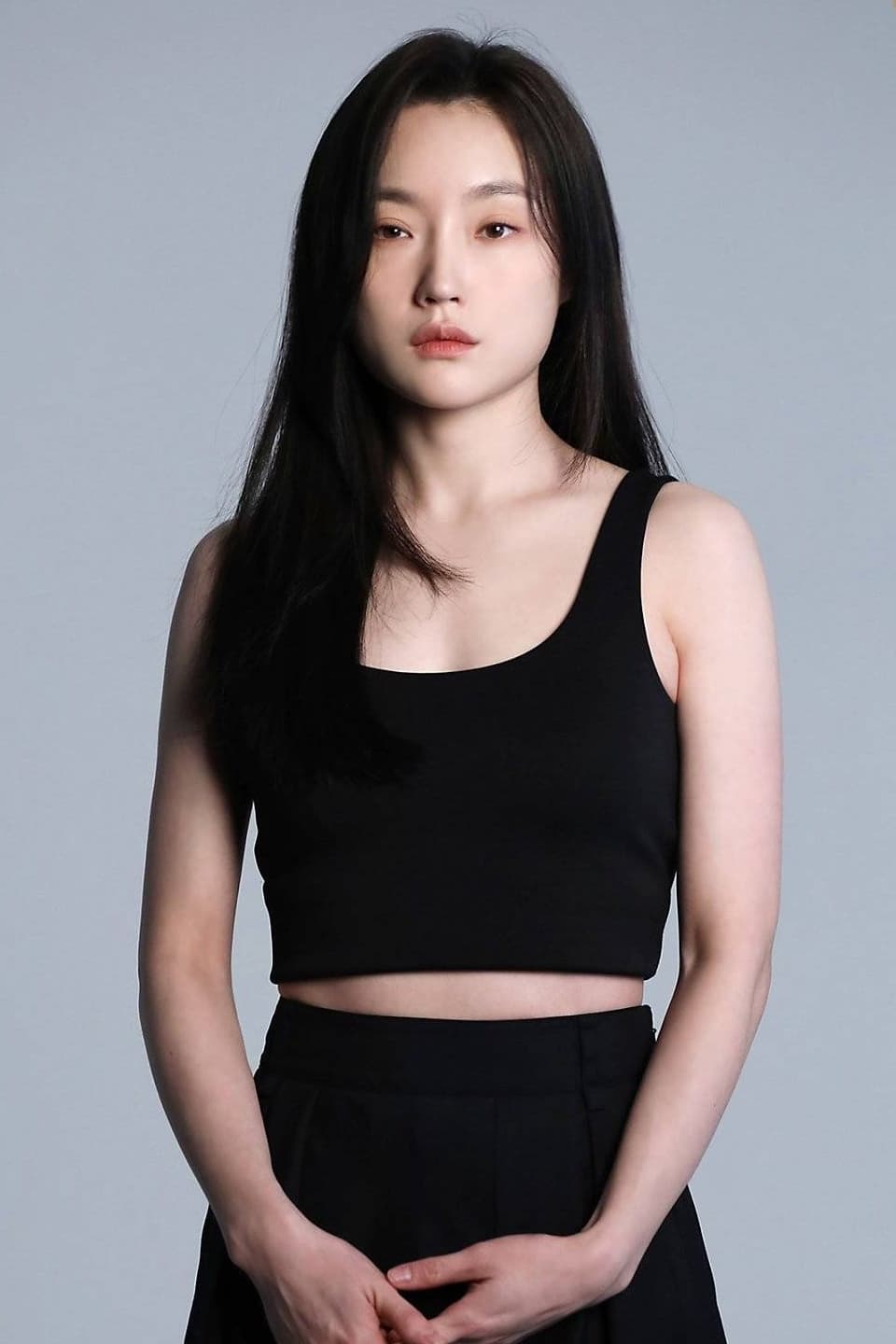 Фото  (Oui Ji-won)