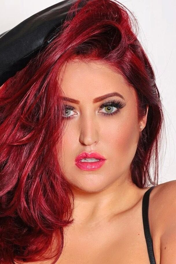 Фото  (Paige Nicole Mayo)