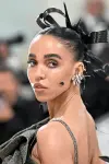 Фото FKA Twigs #106165