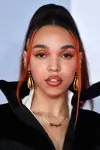 Фото FKA Twigs #106164