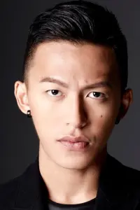 Фото  (Tosh Zhang)