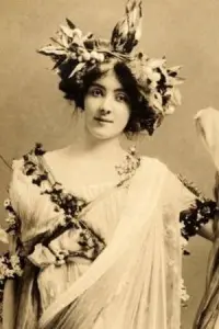 Фото  (Lady Tree)