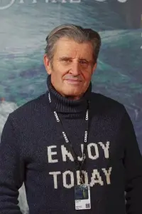 Фото Анрі де Лорм (Henri de Lorme)