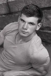 Фото  (Derek Poole)