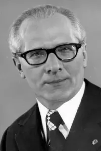 Фото  (Erich Honecker)