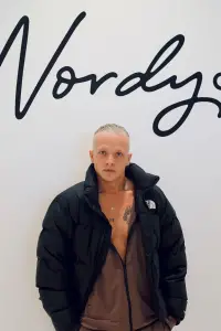 Фото  (Rae Serbeck) #503187