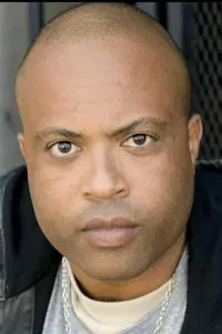 Фото  (Freddy John James)