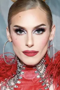 Фото  (Jasmine Kennedie)