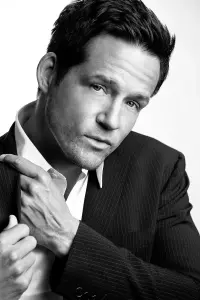 Фото Джош Хопкінс (Josh Hopkins)