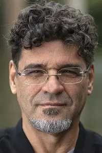 Фото  (Renato Barbieri)