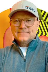 Фото  (Terry Lingner)