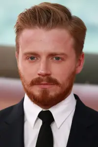 Фото Джек Лоуден (Jack Lowden)