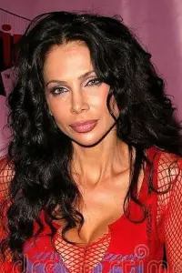 Фото  (Yvette Nelson)