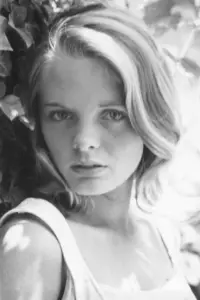 Фото  (Julie Mannix)