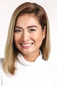 Фото  (Phoemela Baranda)