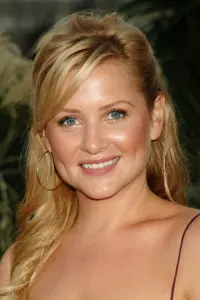 Фото Джессіка Кепшоу (Jessica Capshaw)