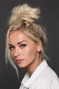 Фото  (Valeriya Astapova)