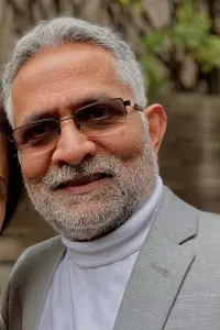 Фото  (Dr Ramakrishnan)