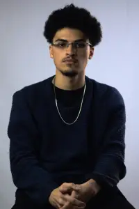 Фото  (Roger Bravo)