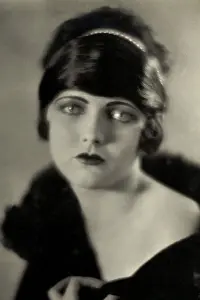 Фото  (Virginia Valli)